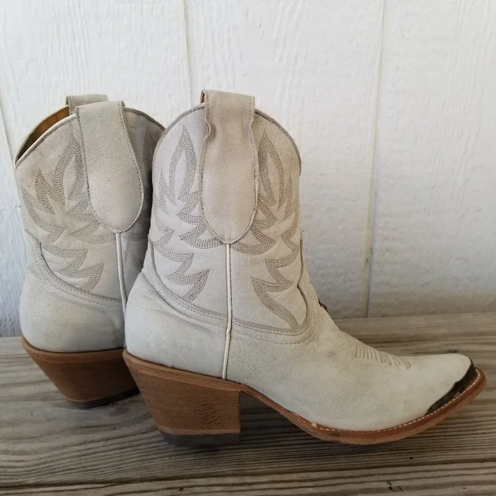 Idyllwind Wheels Womens Bone Leather Cowboy Western Booties 8 B BIWFA24L20